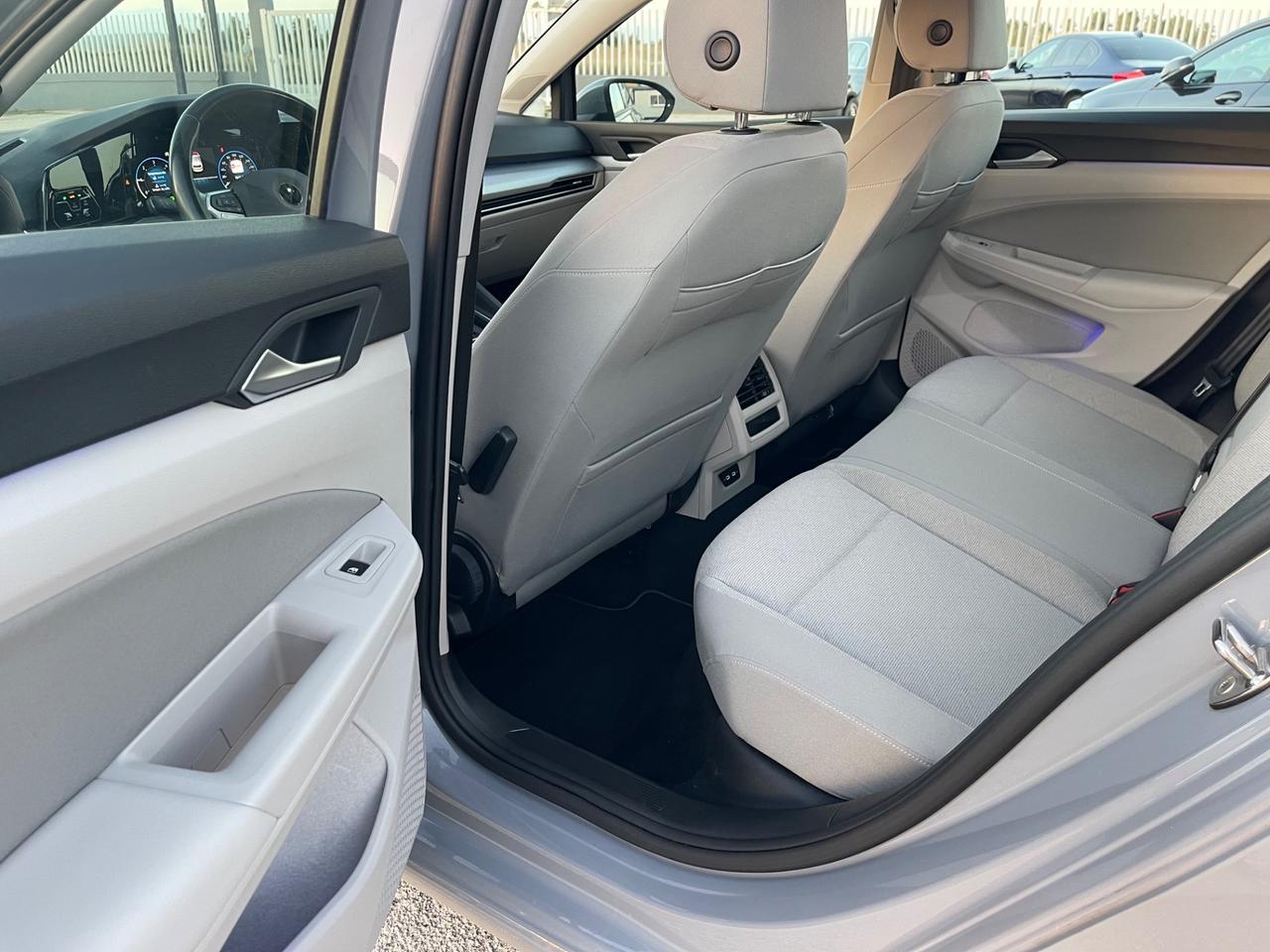 VOLKSWAGEN GOLF VIII 2.0 TDI DSG STYLE FULL MY21