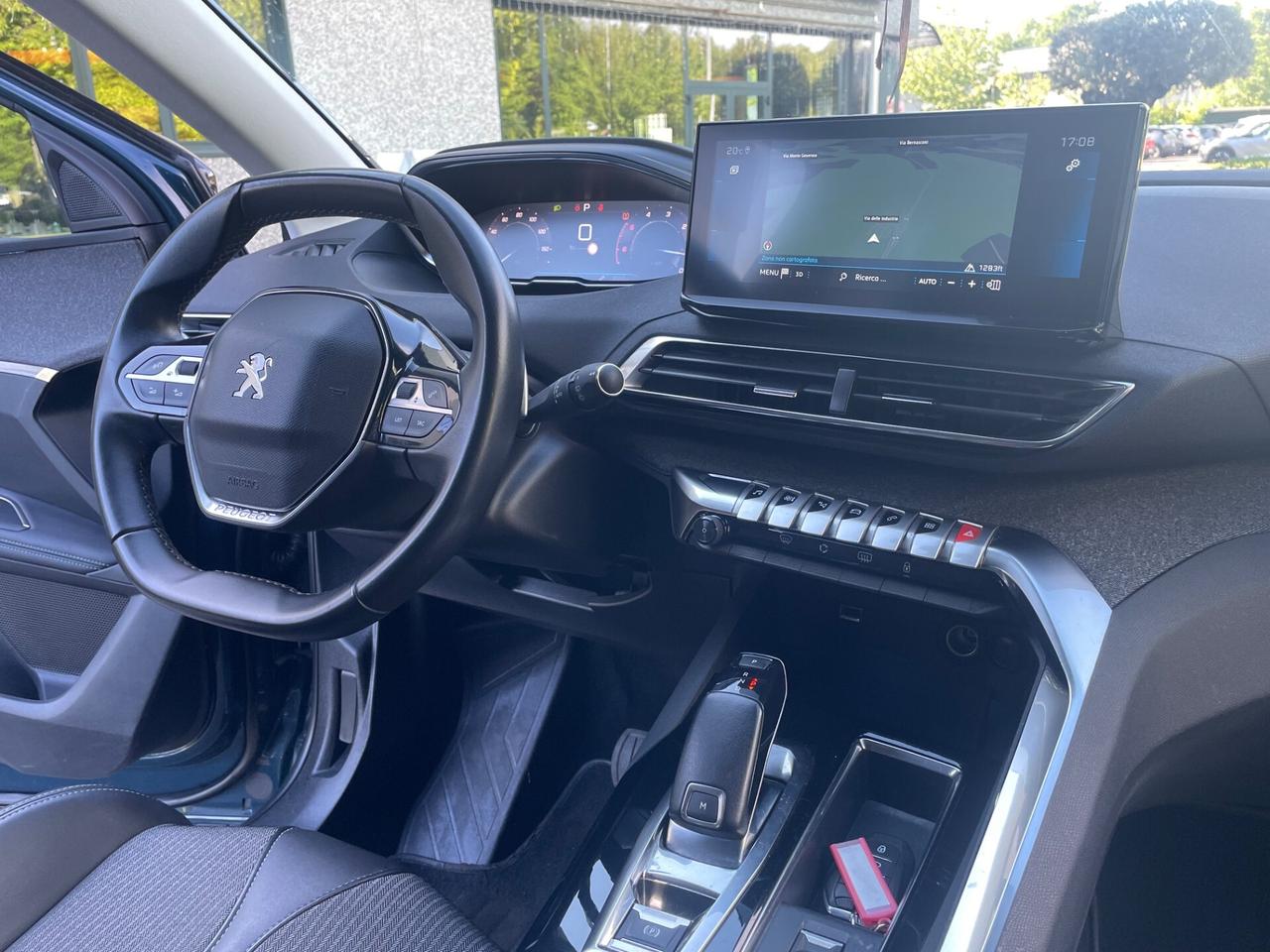 Peugeot 3008 BlueHDi 130 S&S*Automatik*Navi*Solo 54000*