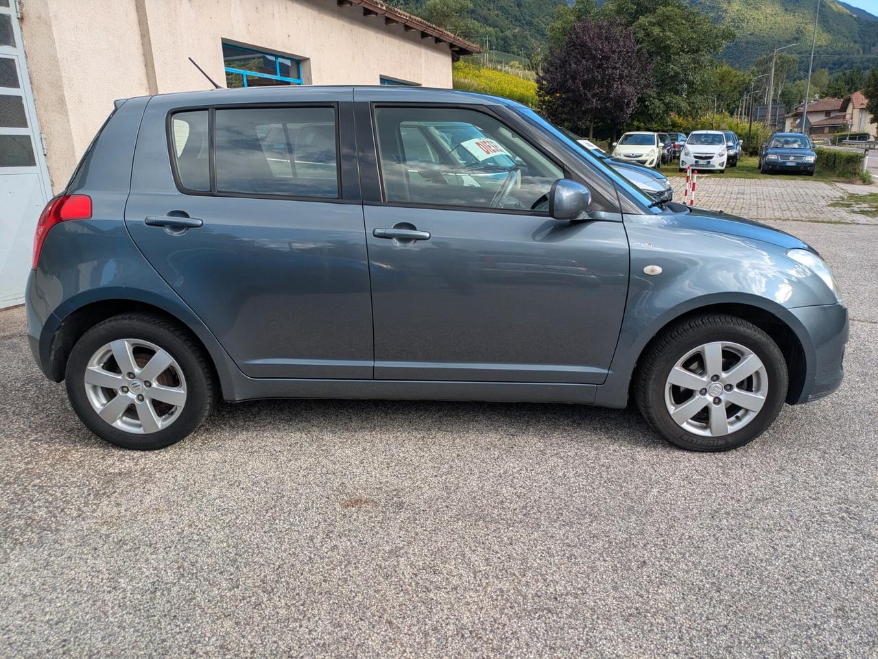 SUZUKI SWIFT 4X4 1.3 BENZINA 92CV