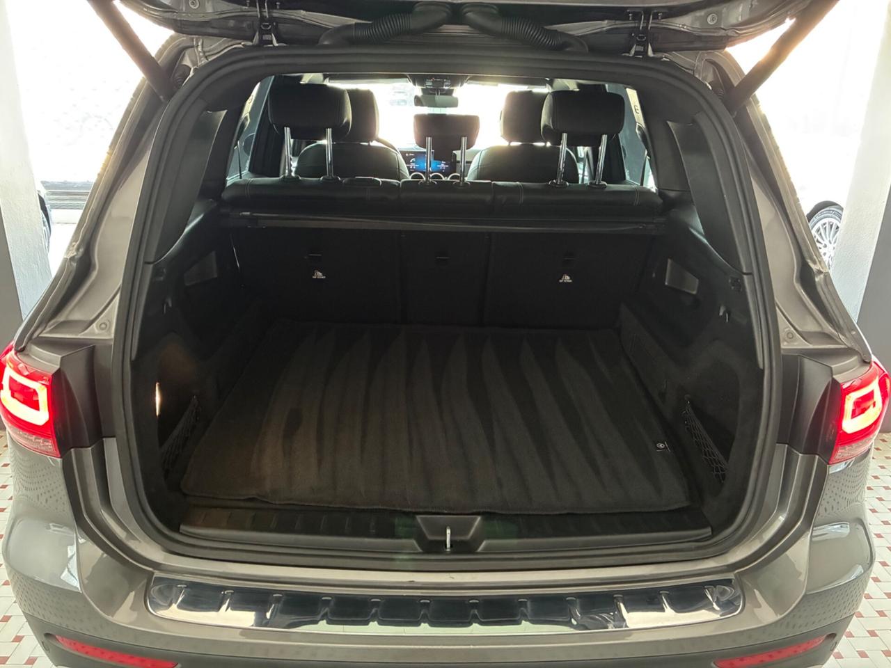Mercedes GLB 180d Sedili in pelle Ottime Condizioni