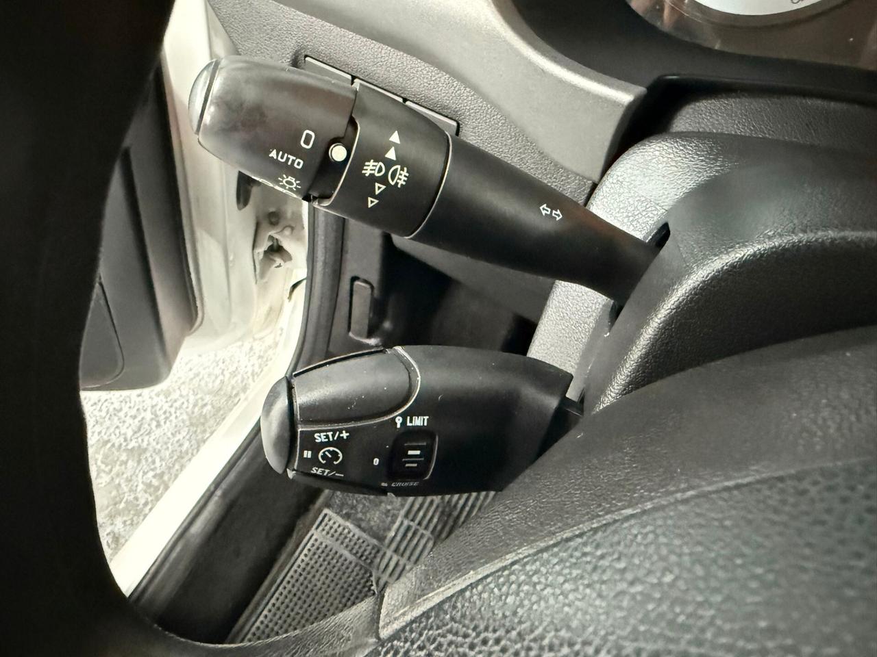 Peugeot Partner 1.6 Hdi Autocarro N1 5 Posti