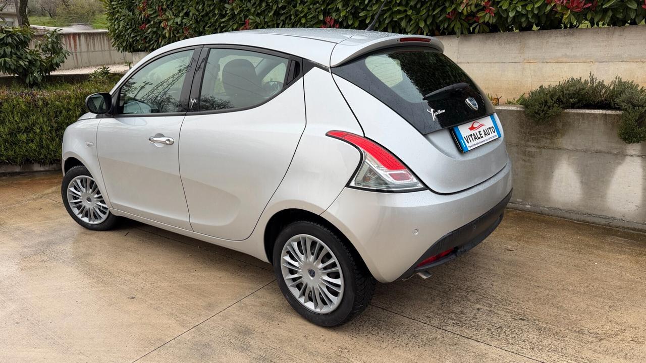 Lancia Ypsilon 1.3 MJT 95 CV. Motore nuovo