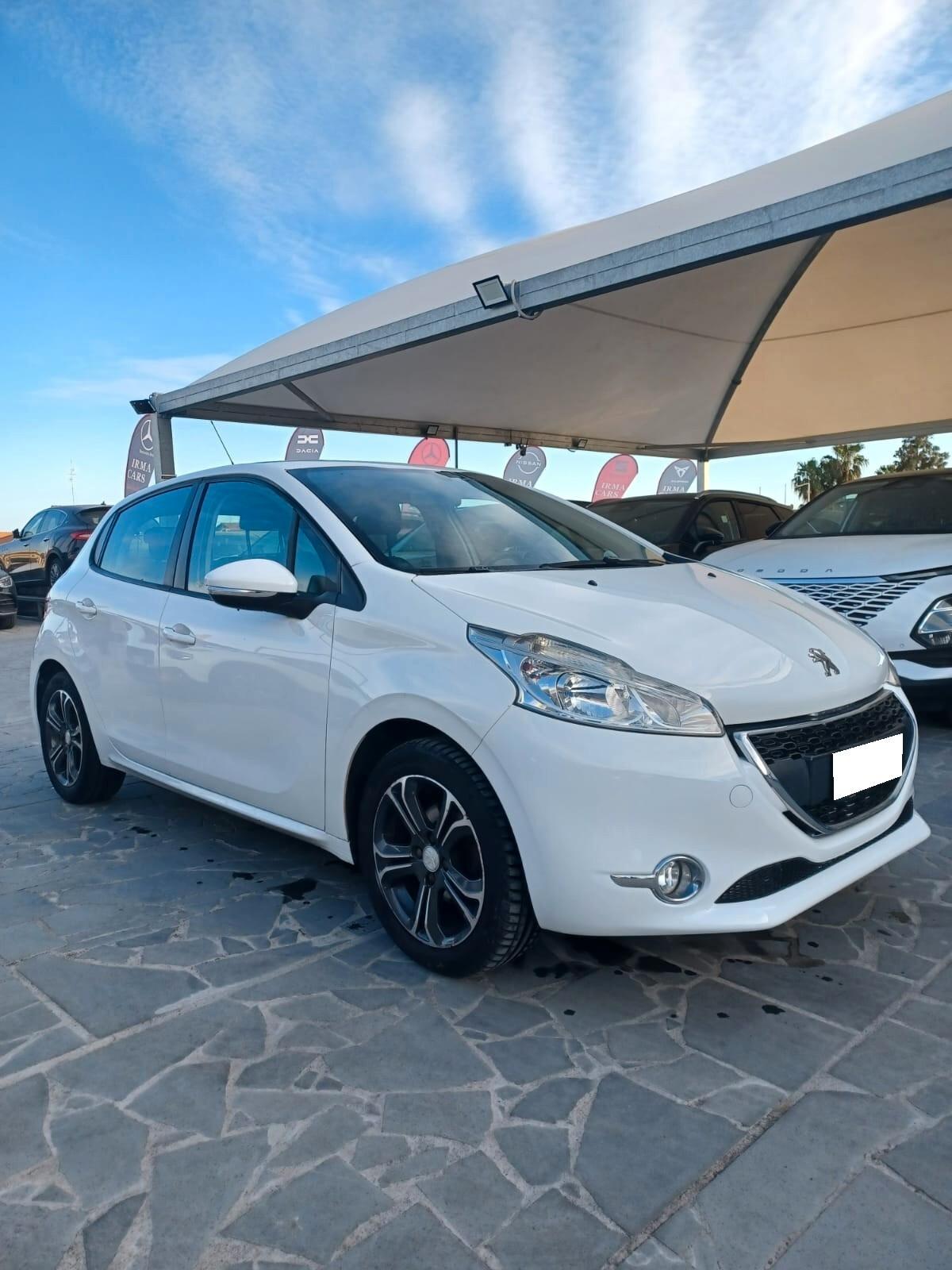 Peugeot 208 PureTech 82 5 porte Allure