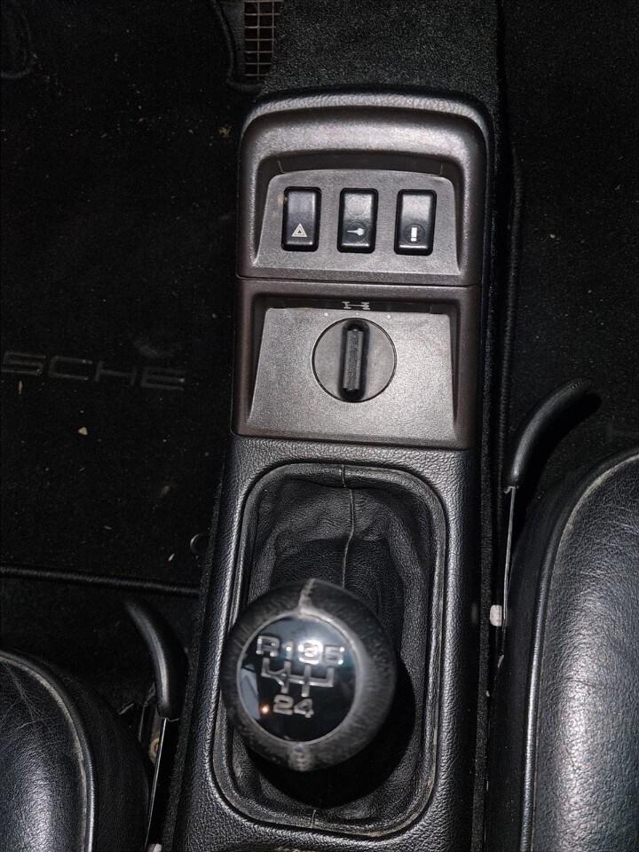 PORSCHE 911 (964) 911 Carrera 4 Coupé