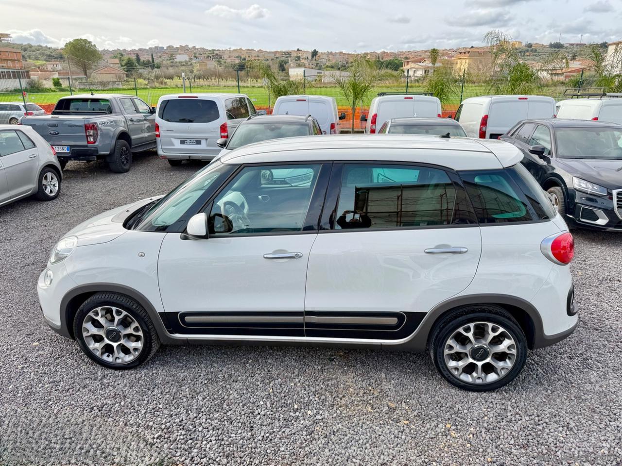 FIAT 500L 1.6 MJT 120CV Trekking PELLE CLIMA AUTOMATICO