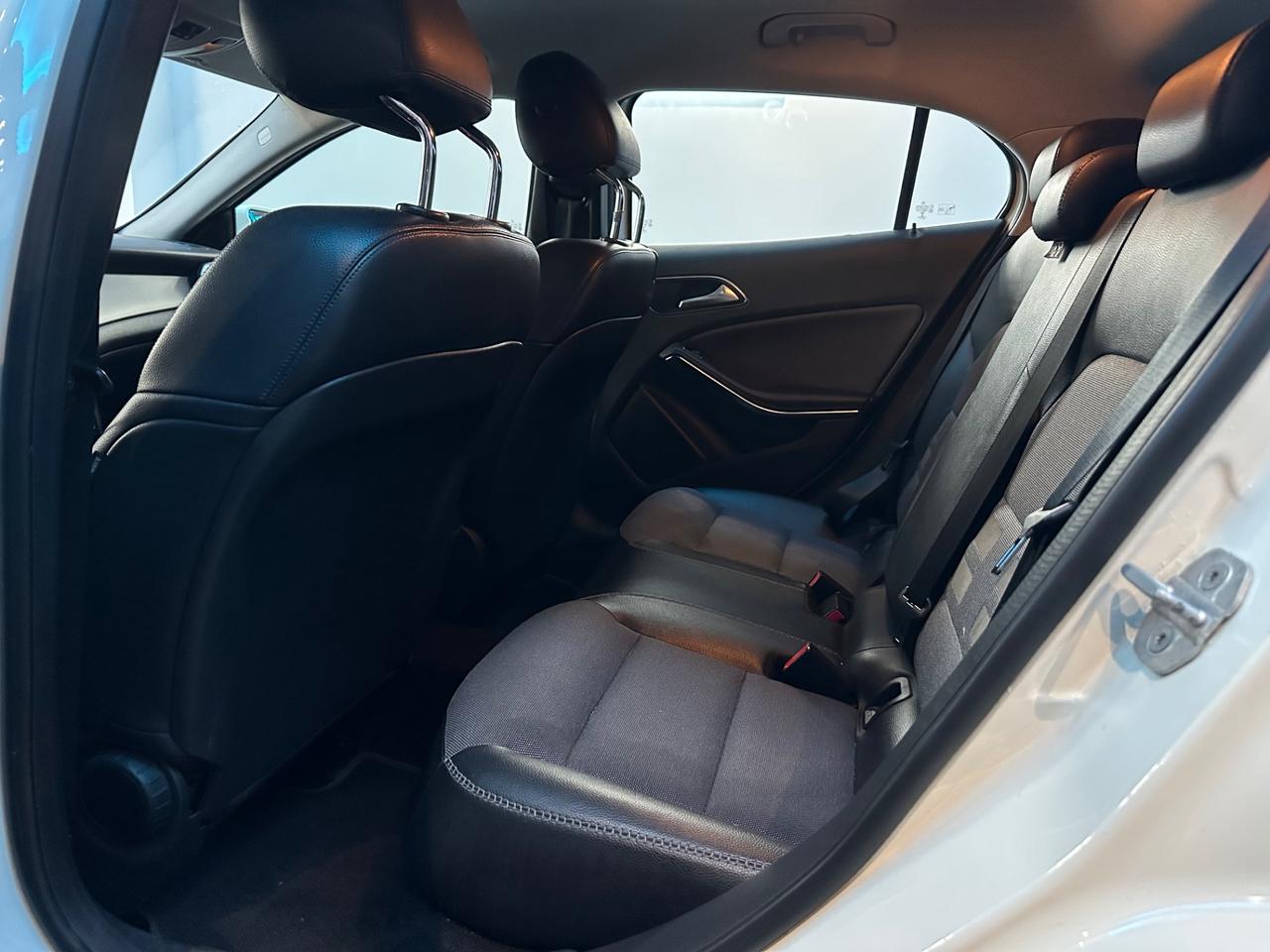 Mercedes-benz GLA 200 CDI Automatic Sport