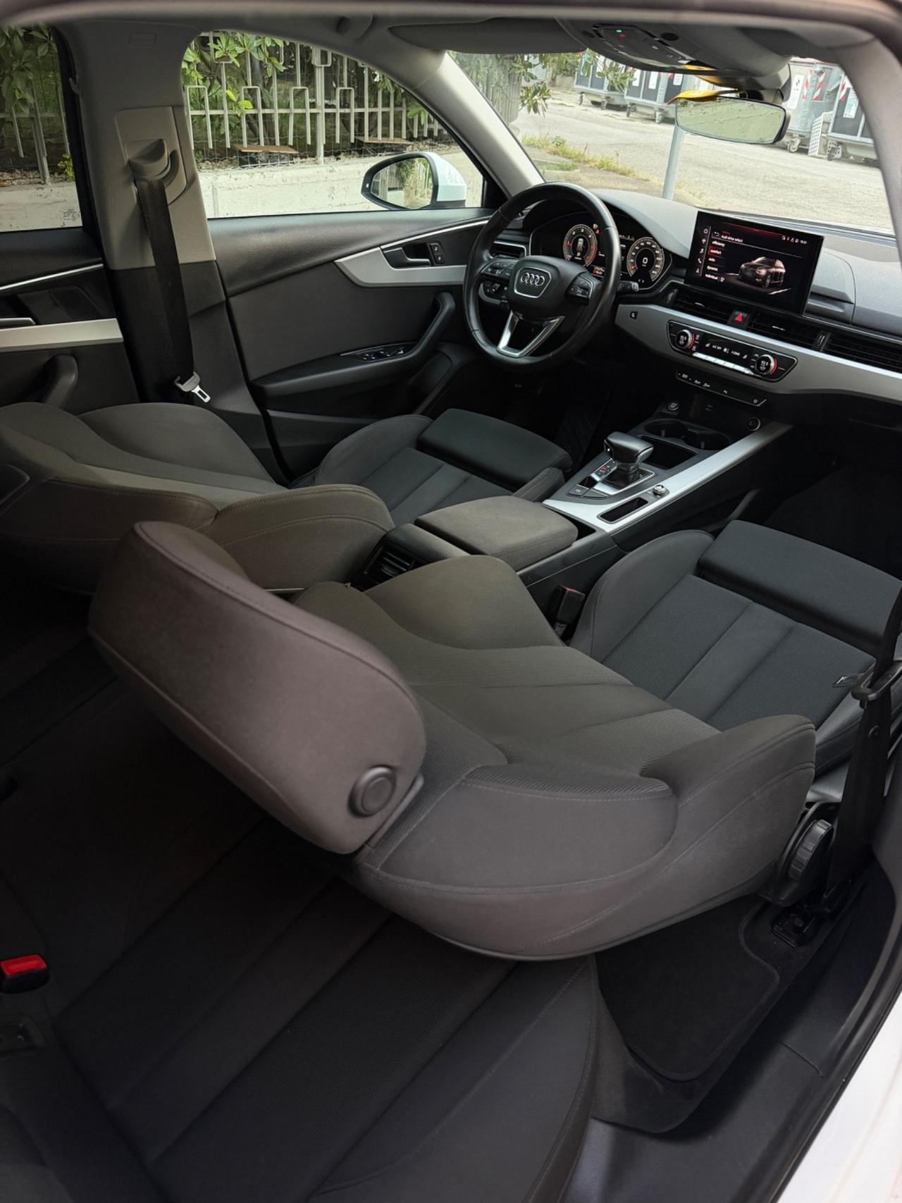 Audi A4 Avant Mild-Hybrid 35 TDI/163 CV S-line Edition