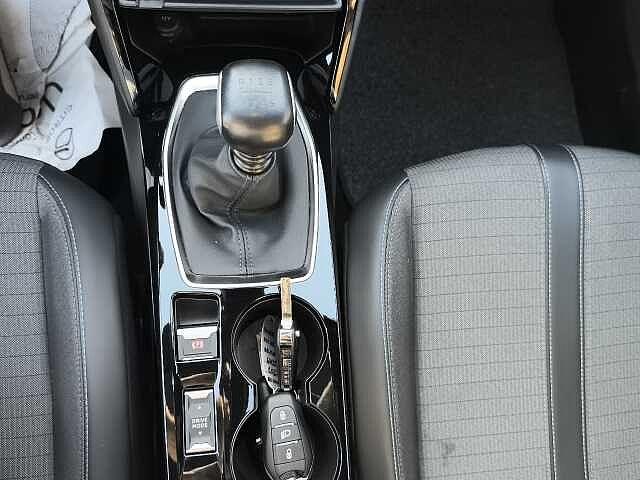 Peugeot 2008 PureTech 100 S&S Allure