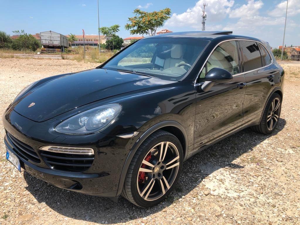 Cayenne 3.0 Diesel 245cv,Tetto APRIBILE, LED,Pasm