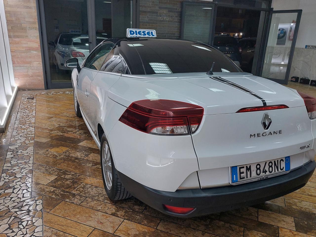 Renault Megane Mégane C-C 1.5 dCi 110CV EDC Wave Edition