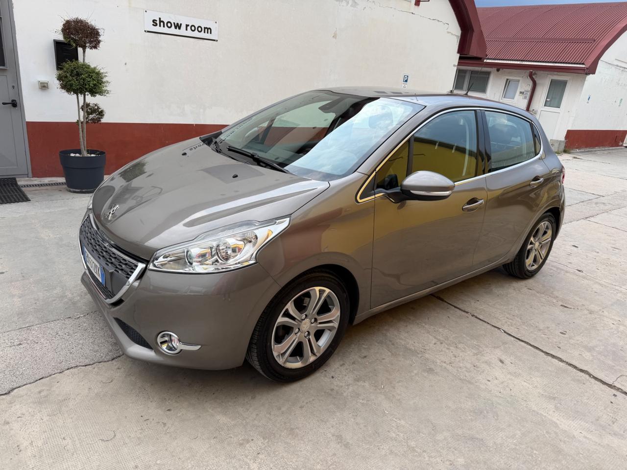 Peugeot 208 1.2 VTi 5 porte Navigatore - 2012