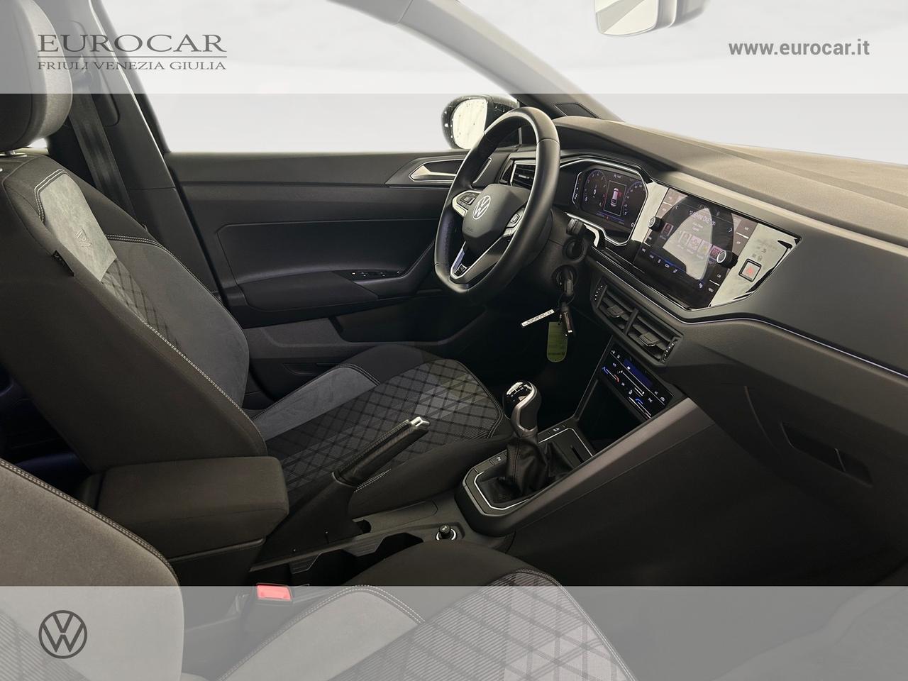 Volkswagen Taigo 1.0 tsi r-line 110cv