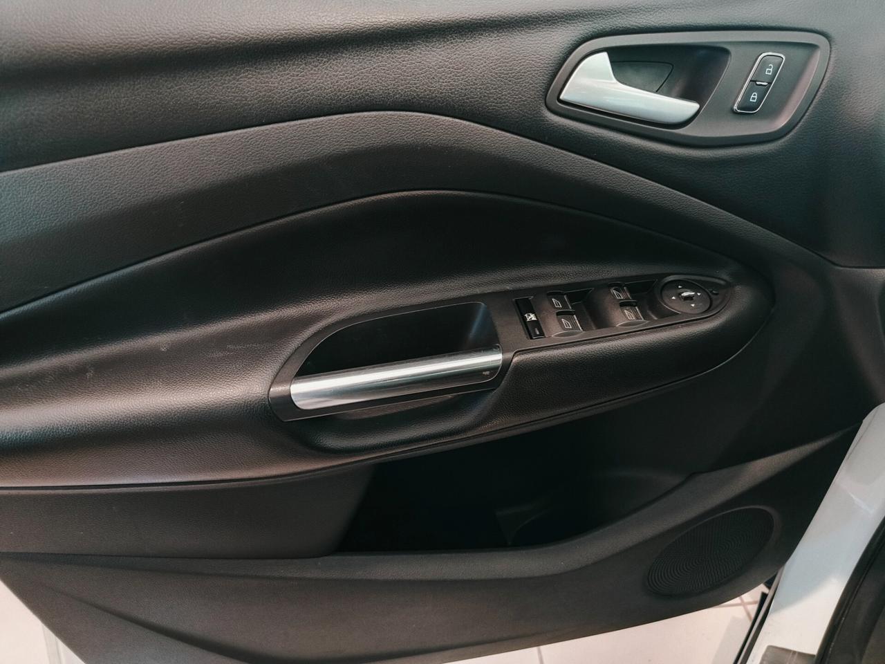 Ford Kuga 2.0 TDCI 140 CV 2WD Titanium -Tetto Apribile-