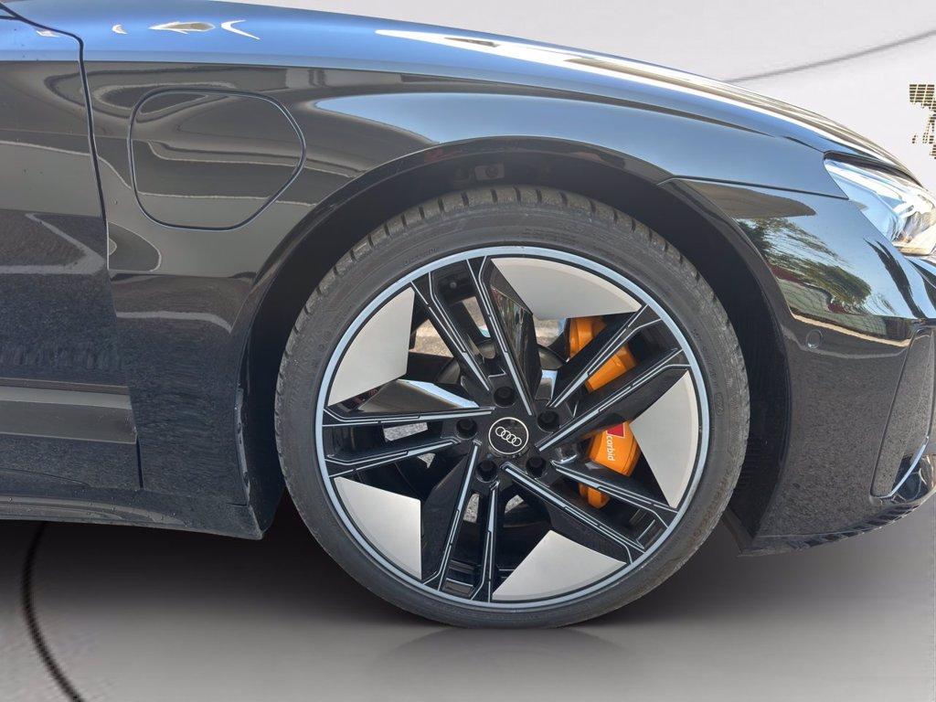 AUDI E-tron gt quattro del 2022