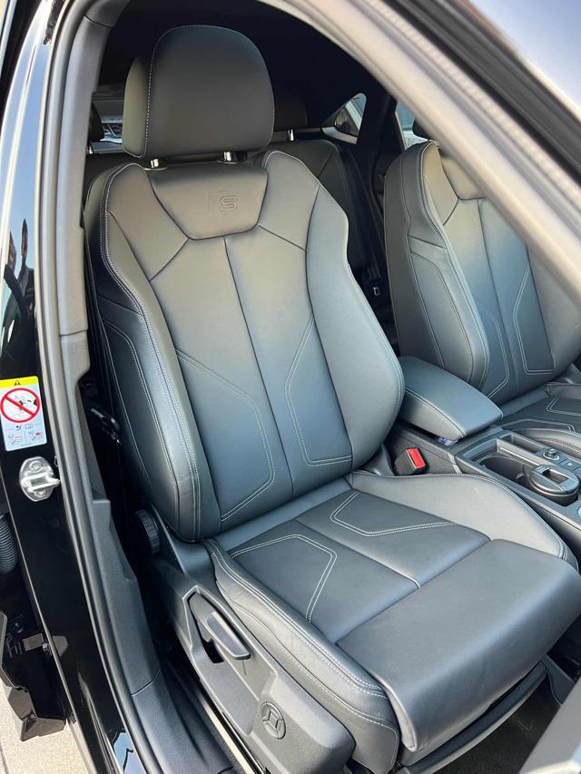 AUDI Q3 SPB 40 TDI quattro S line Tetto Identity Black