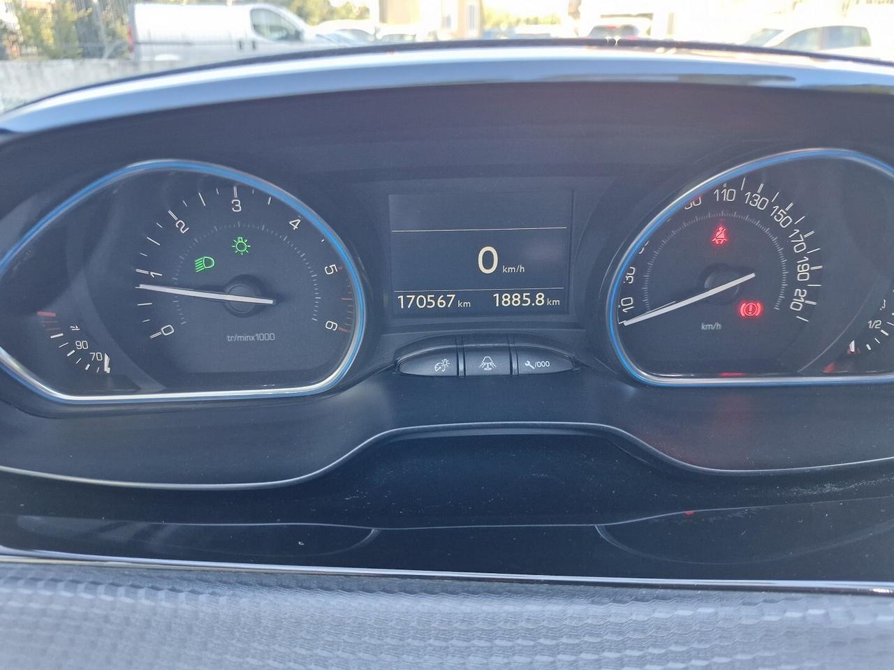 PEUGEOT 2008 1.6 BlueHDi Allure 100CV ANNO 2018