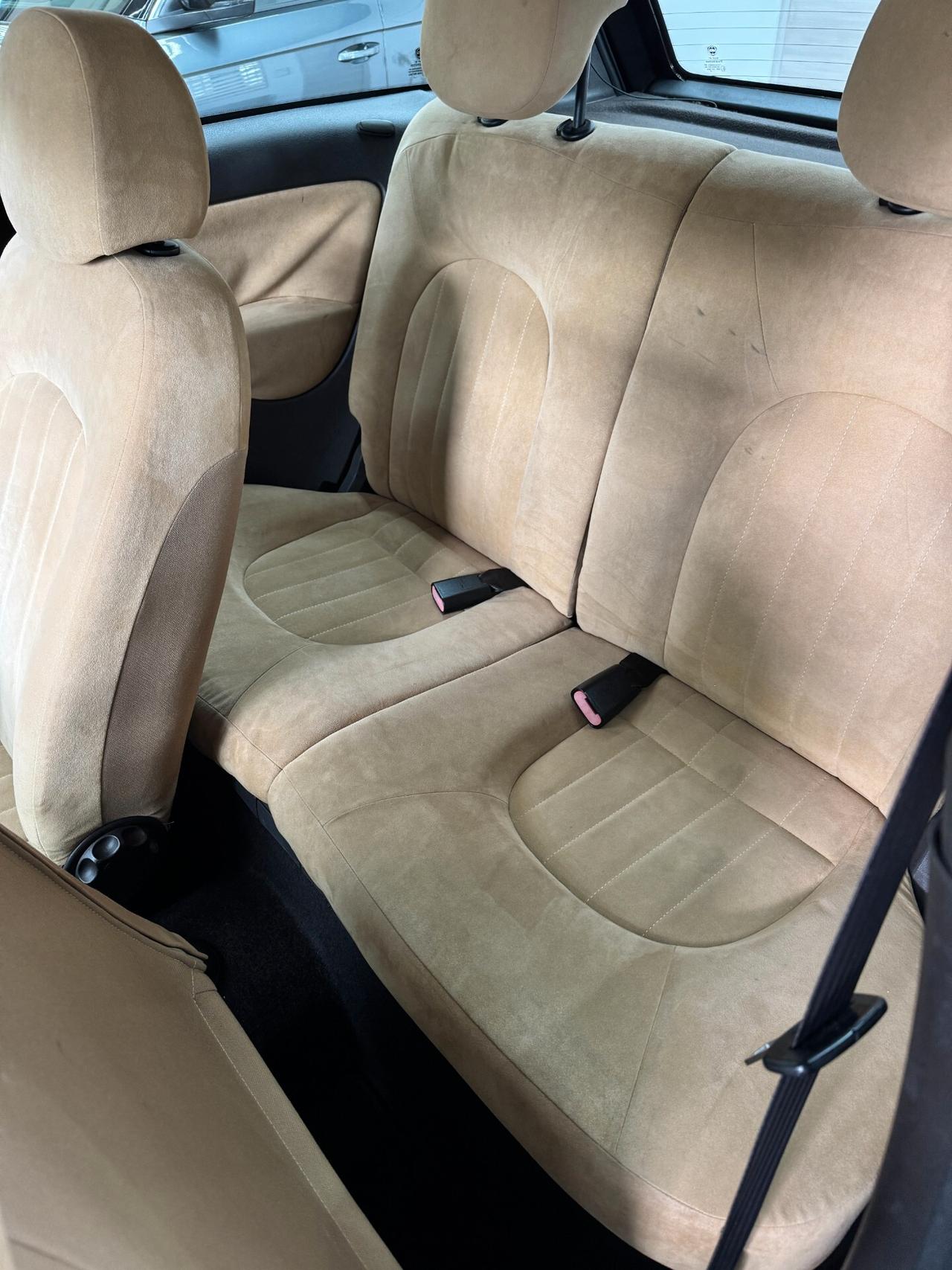 Lancia Ypsilon 1.3 MJT 75 CV Oro