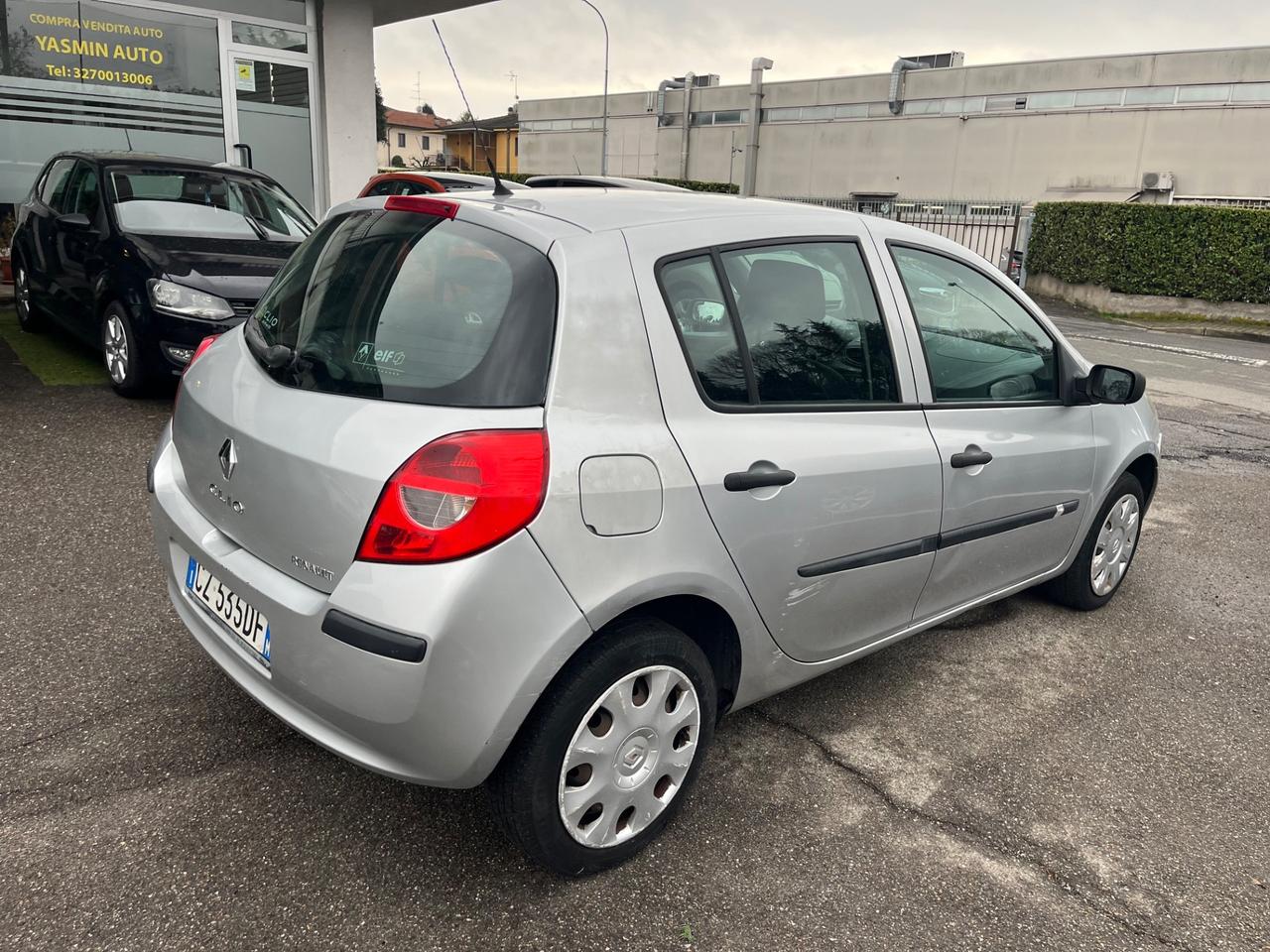Renault Clio 1.2 16V 5 porte Luxe