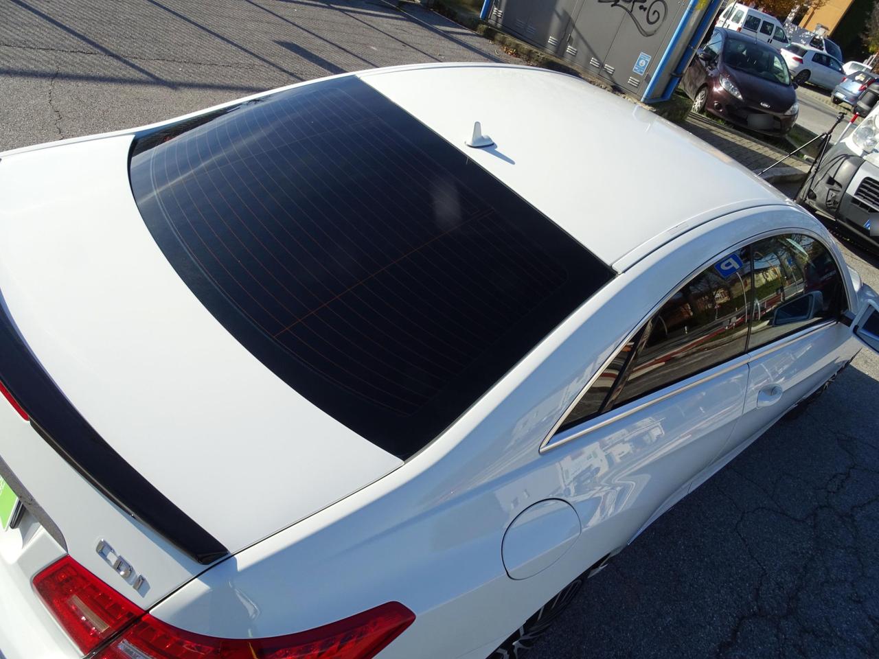 Mercedes-Benz E 220 CDI Coupé BlueEFFICIENCY Avantgarde