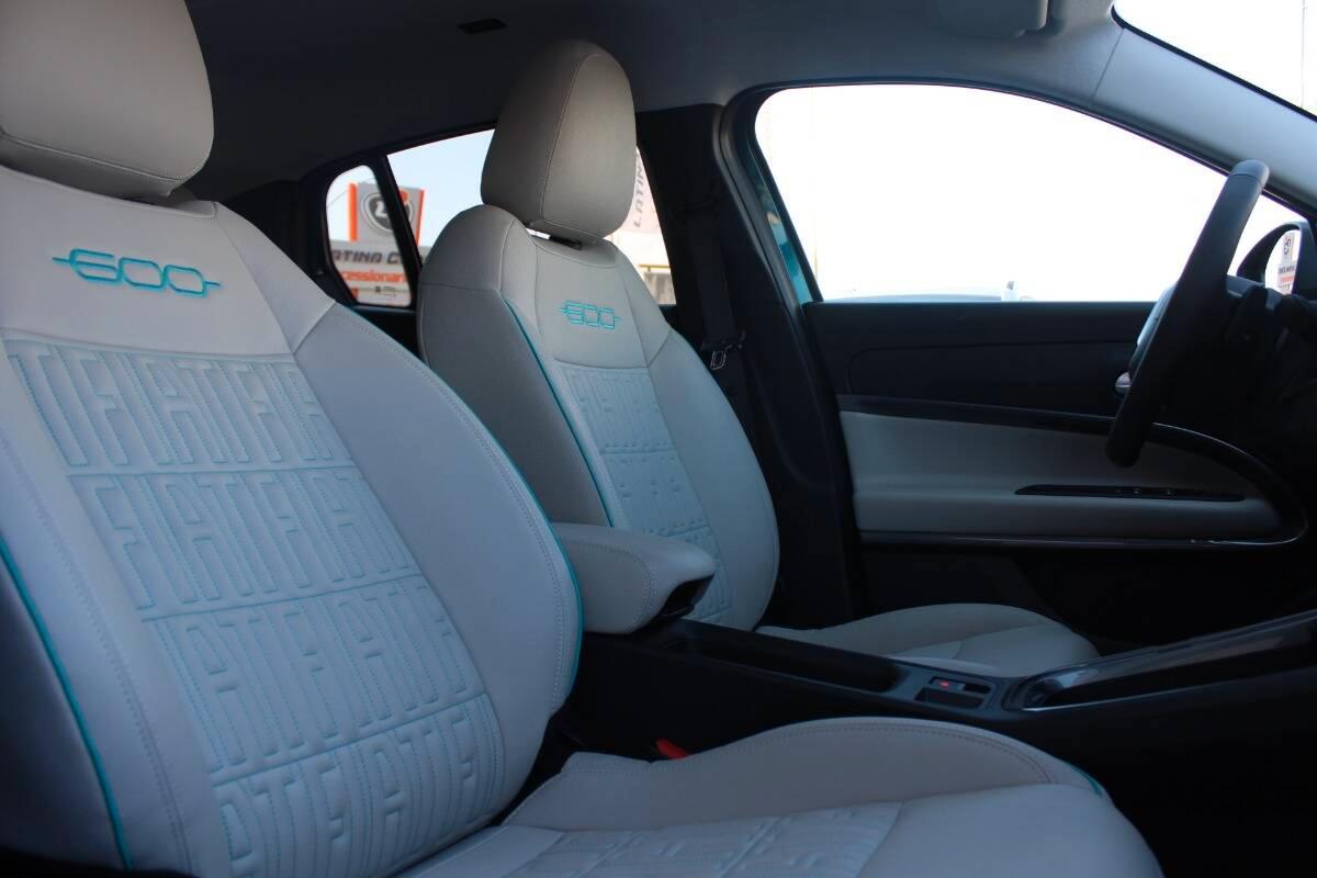 Fiat 600 1.2 hybrid La Prima 110cv auto