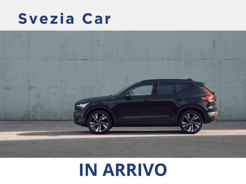 Volvo XC40 B3 automatico Plus Dark