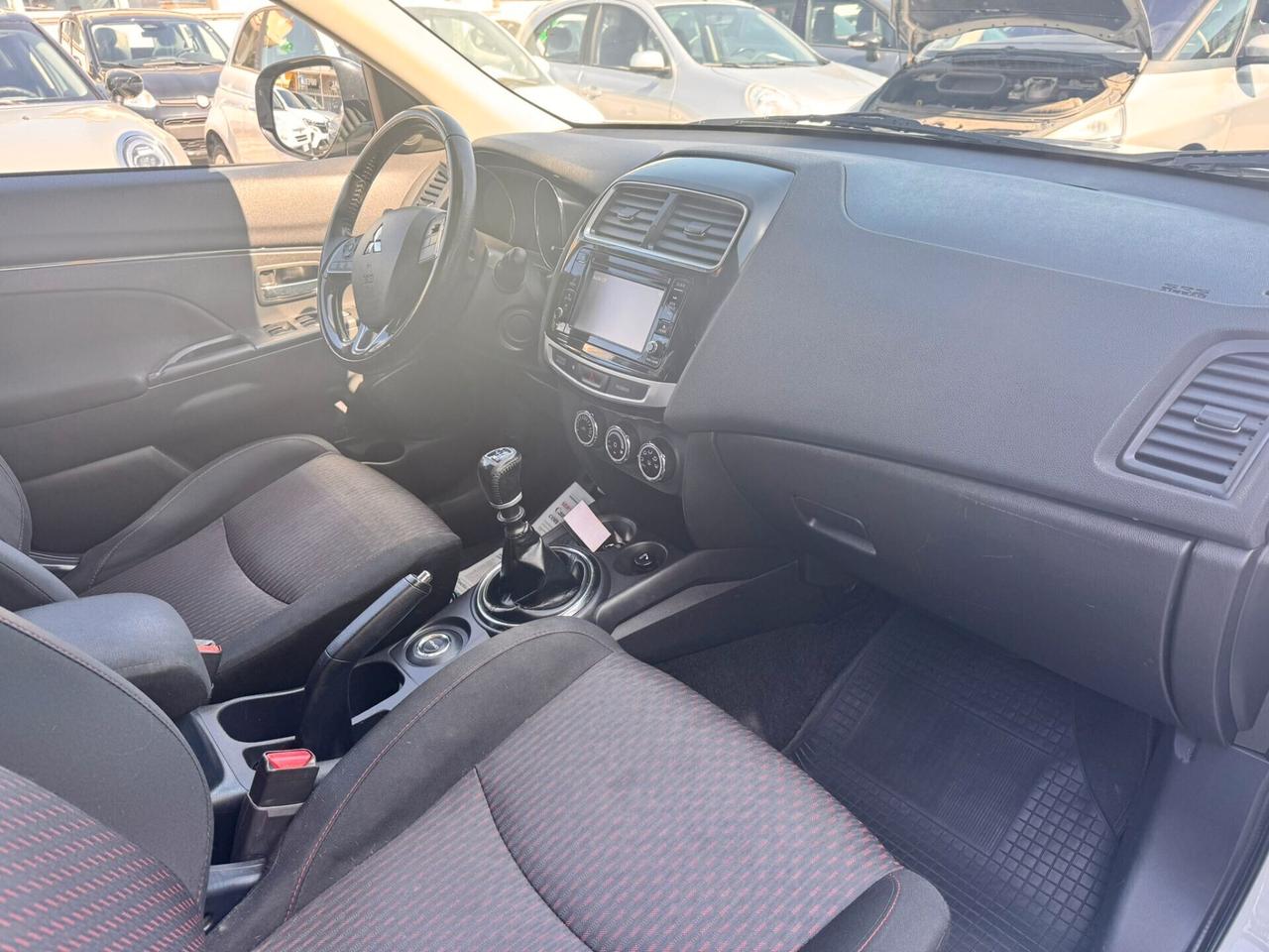 MITSUBISHI ASX 1,6 D 114 CV 4X4 INSTYLE PANORAMIC MAN 5P