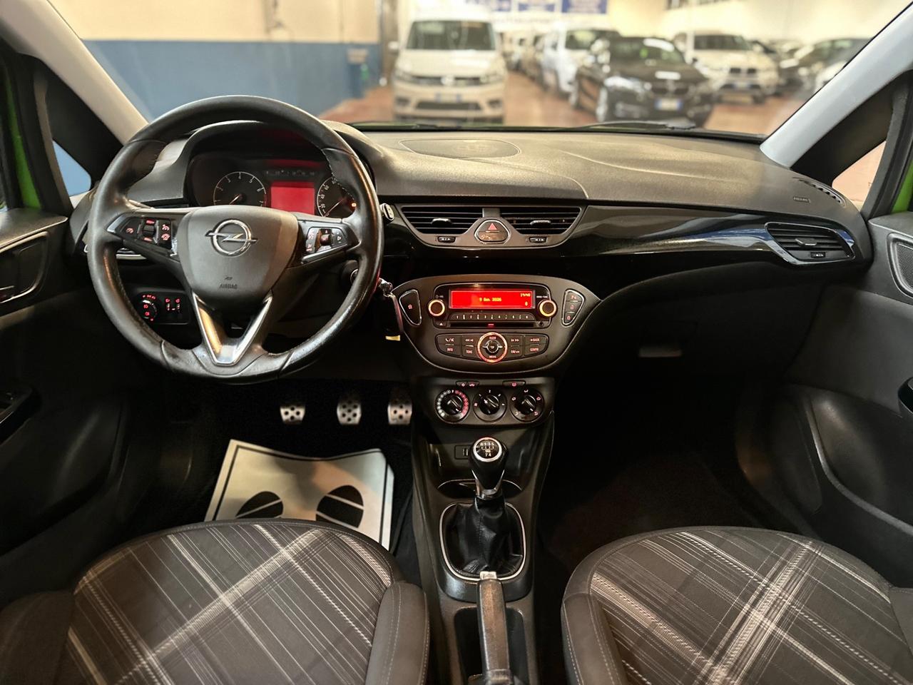 Opel Corsa 1.4 90CV /2015/kmcertif/ok neopate/benzi