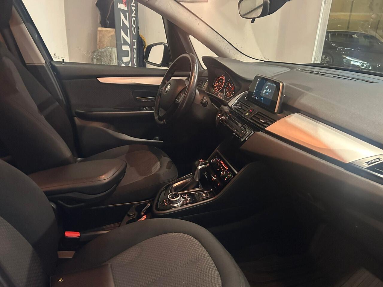 Bmw 2er Active Tourer 218d Luxury