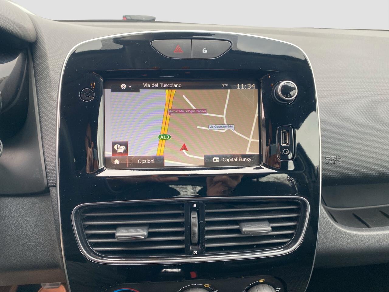 Renault Clio TCe 12V 90 CV GPL 5 porte Moschino Life