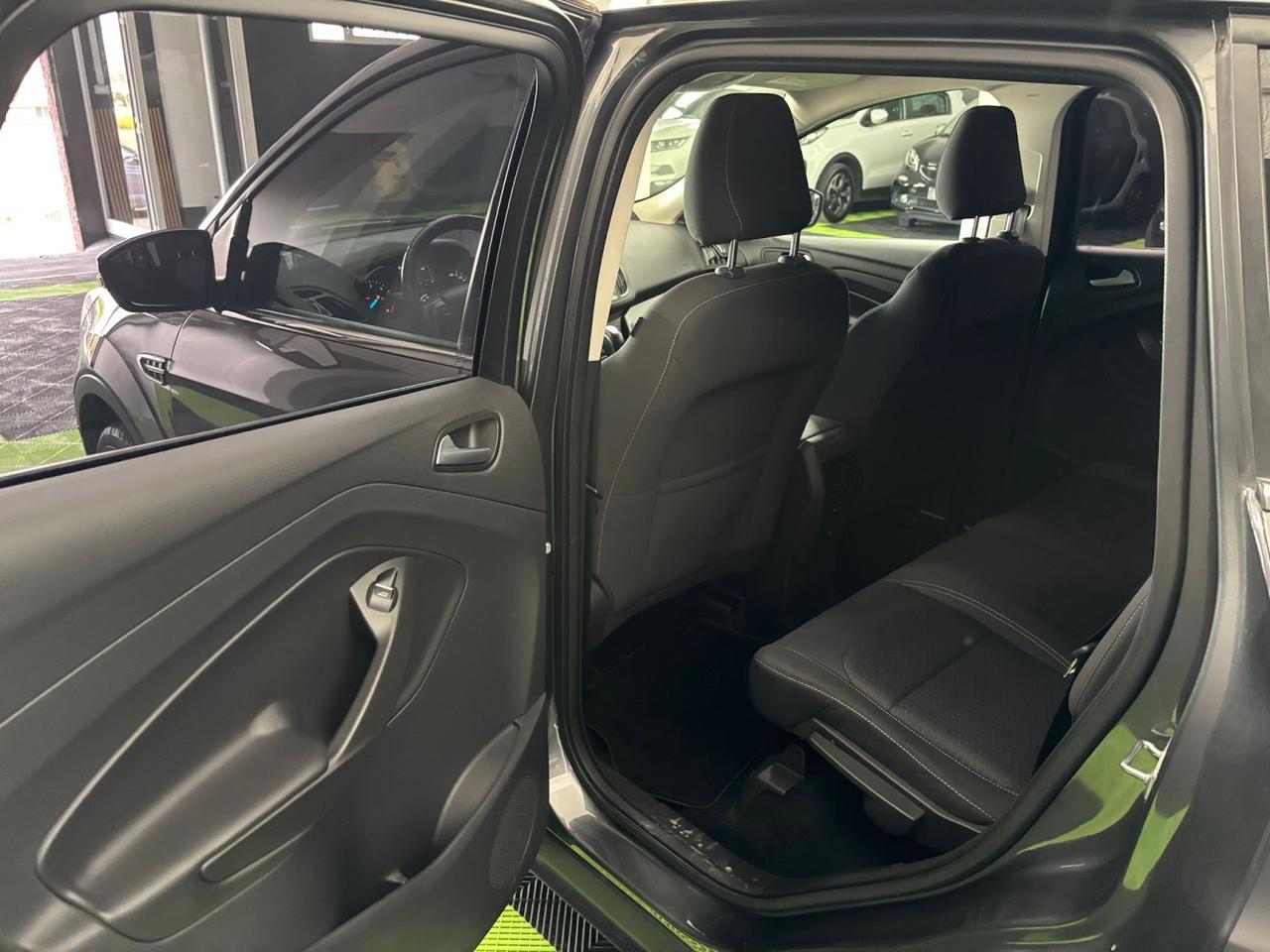 Ford Kuga 2.0 TDCi 4WD Titanium