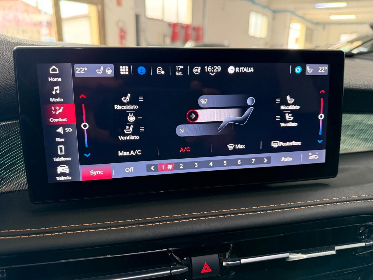 Alfa Romeo Tonale 1.5 160 CV MHEV TCT7 Veloce Blu Misano