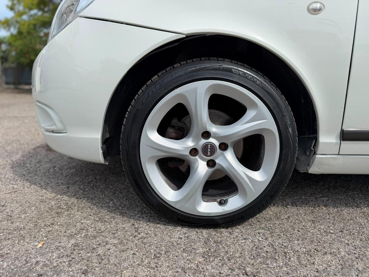 LANCIA Ypsilon 1.4 16V Platino AUTOMATICA