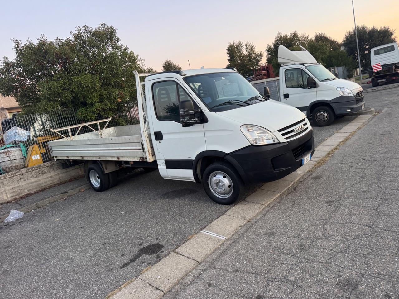 Iveco 35c12 cassone fisso