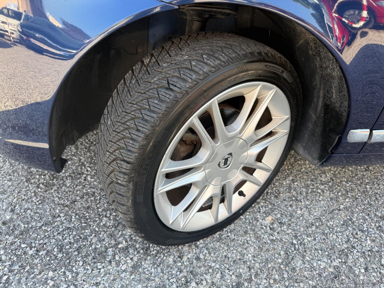 Lancia Ypsilon 1.3 MJT 90 CV Ok NEOPATENTATI