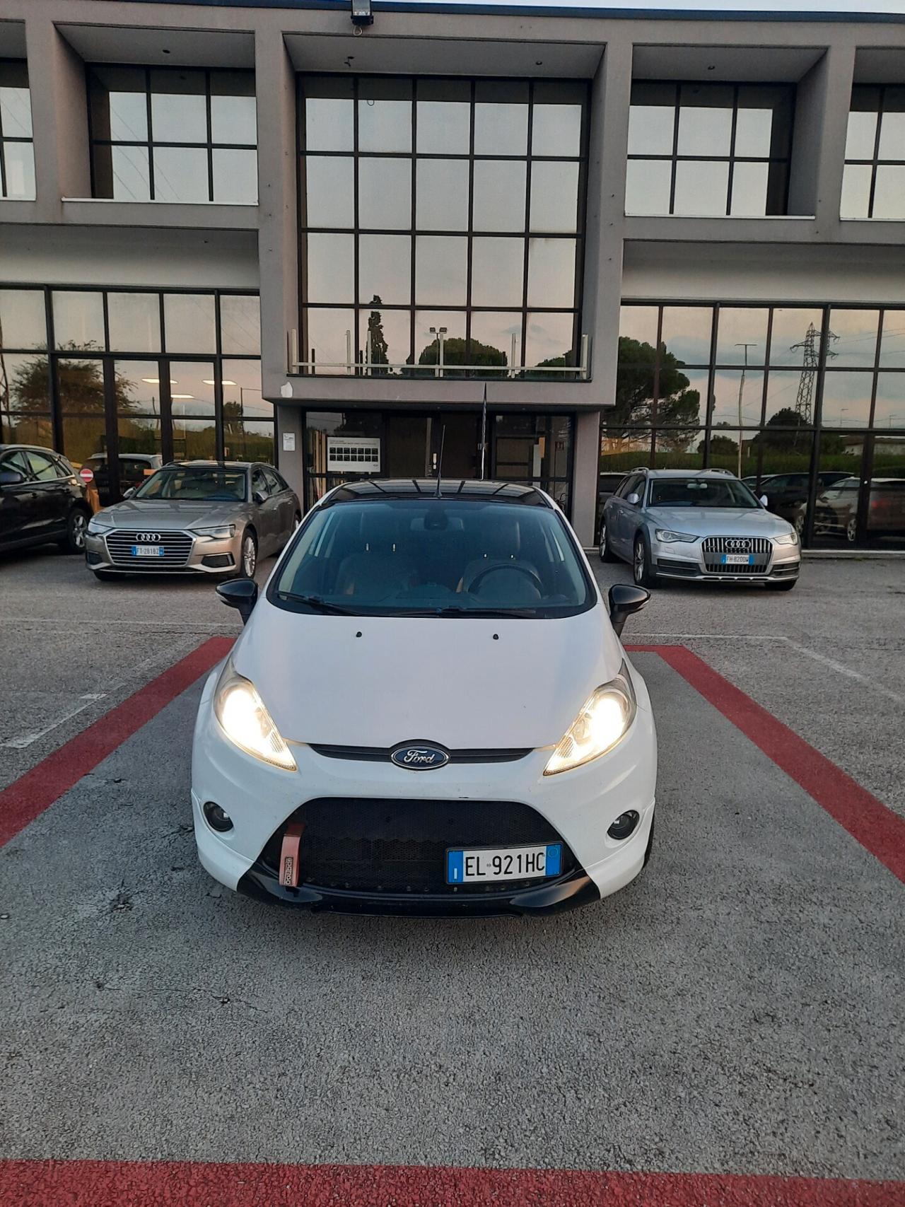 Ford Fiesta 1.6 134CV 3 porte Individual