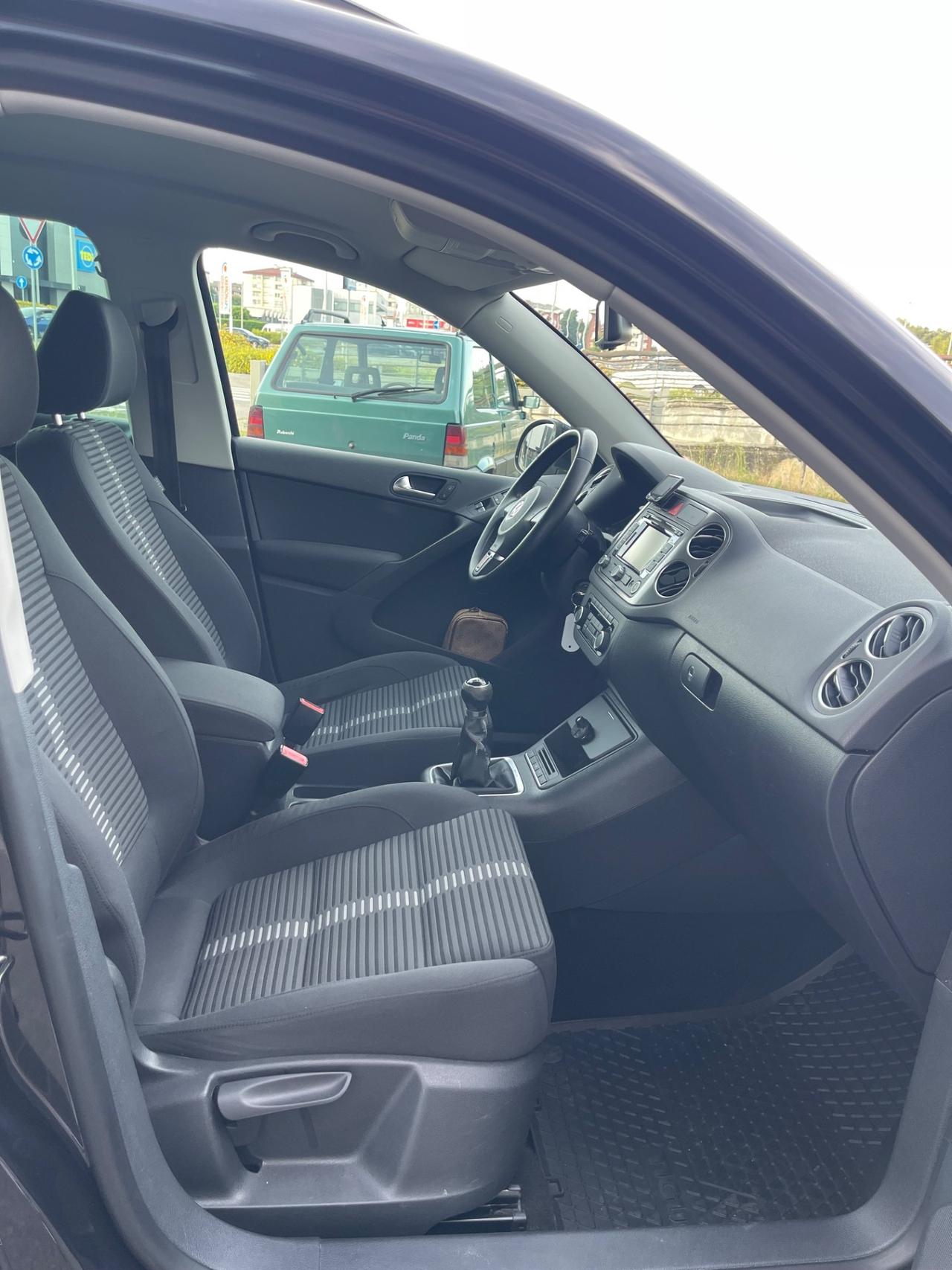 Volkswagen Tiguan 2.0 TDI DPF 4MOTION Sport & Style