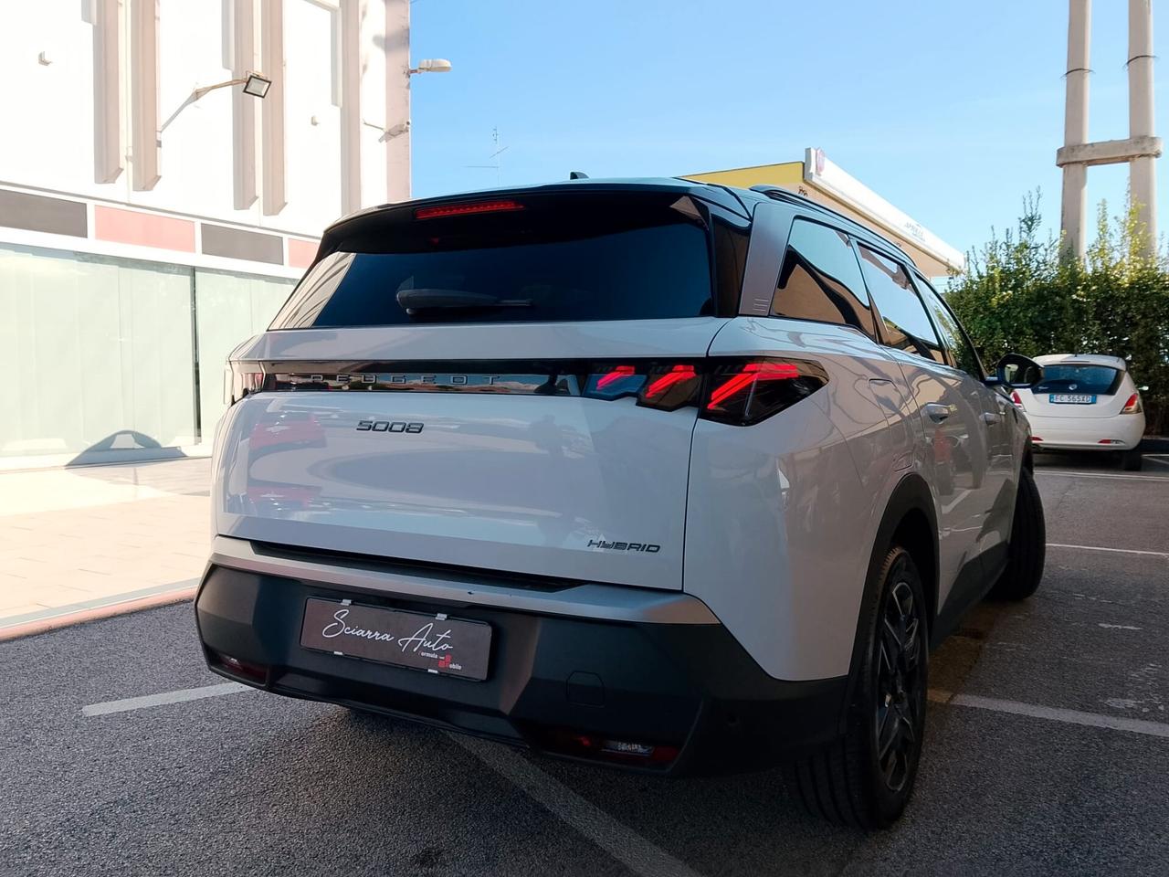 Peugeot 5008 Hybrid 145 e-DCS6 GT