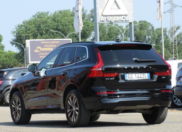 VOLVO XC60 B4 (d) Geartronic Momentum Pro