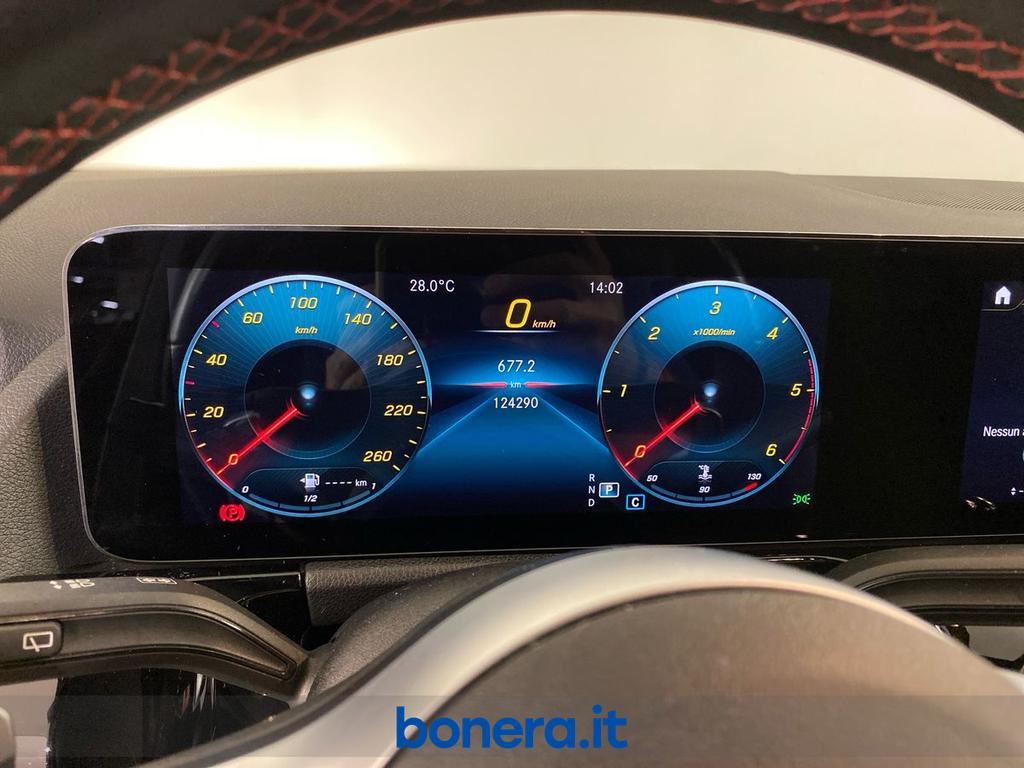 Mercedes GLA 200 200 D Premium 4Matic 8G-DCT