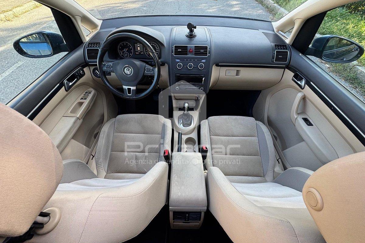 VOLKSWAGEN Touran 1.4 TSI DSG Highline EcoFuel