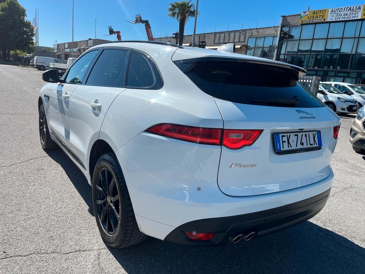 Jaguar F-Pace 2.0 D 180 CV AWD R-Sport