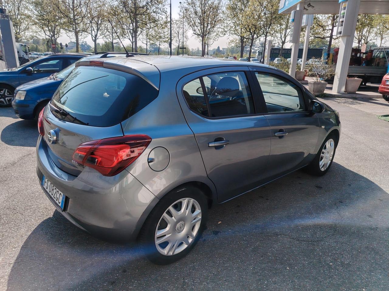 Opel Corsa 1.4 90CV GPL Tech 5 porte Advance