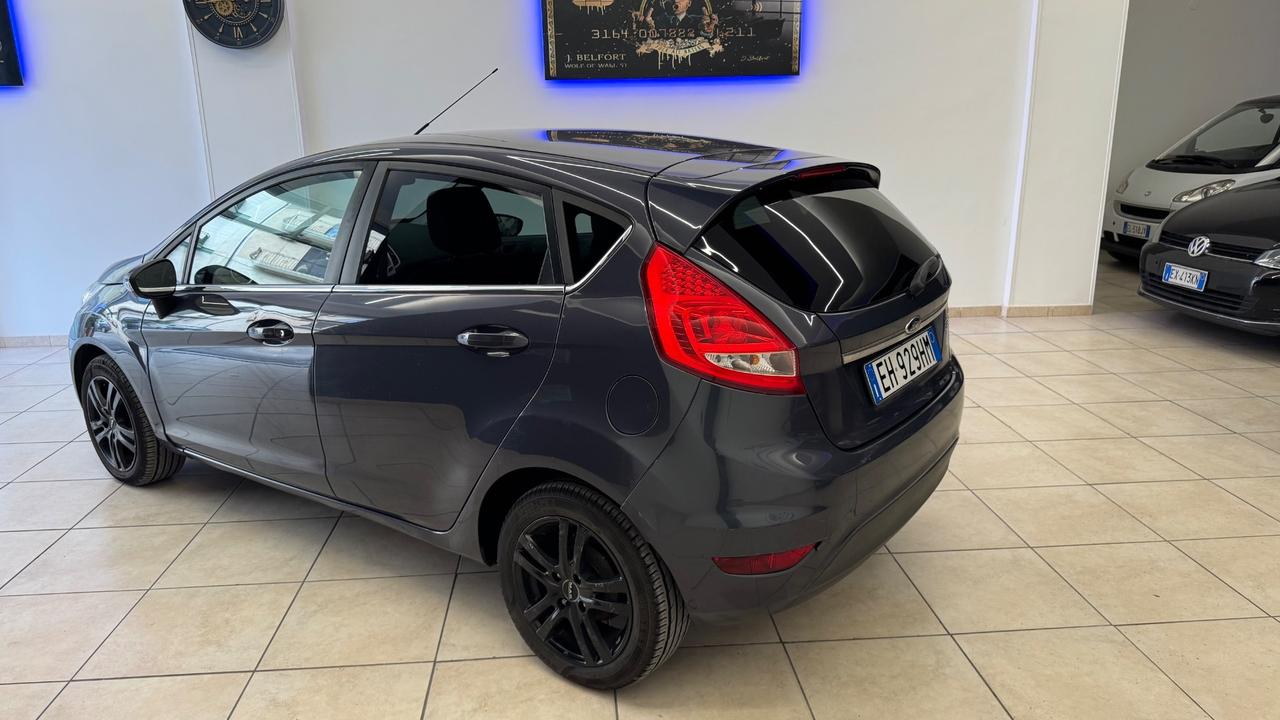 Ford Fiesta 1.4 TDCi 5p. Titanium