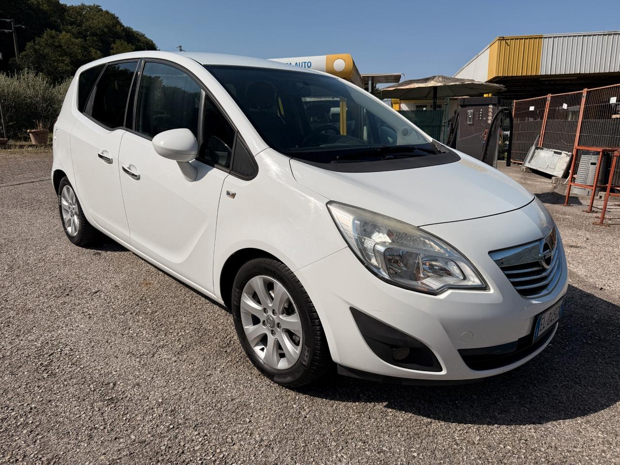 Opel Meriva 1.3 CDTI 95CV ecoFLEX Cosmo