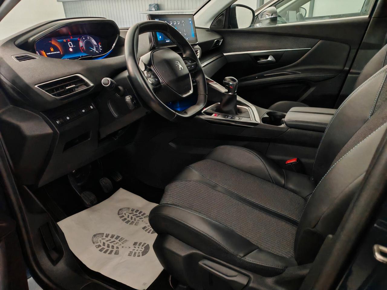 Peugeot 3008BlueHDi Allure navig cam 2021