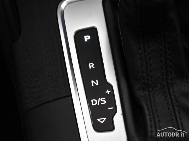 AUDI A3 SPB 2.0 35 TDI S-Tronic Admired S-Line, LED, Navi