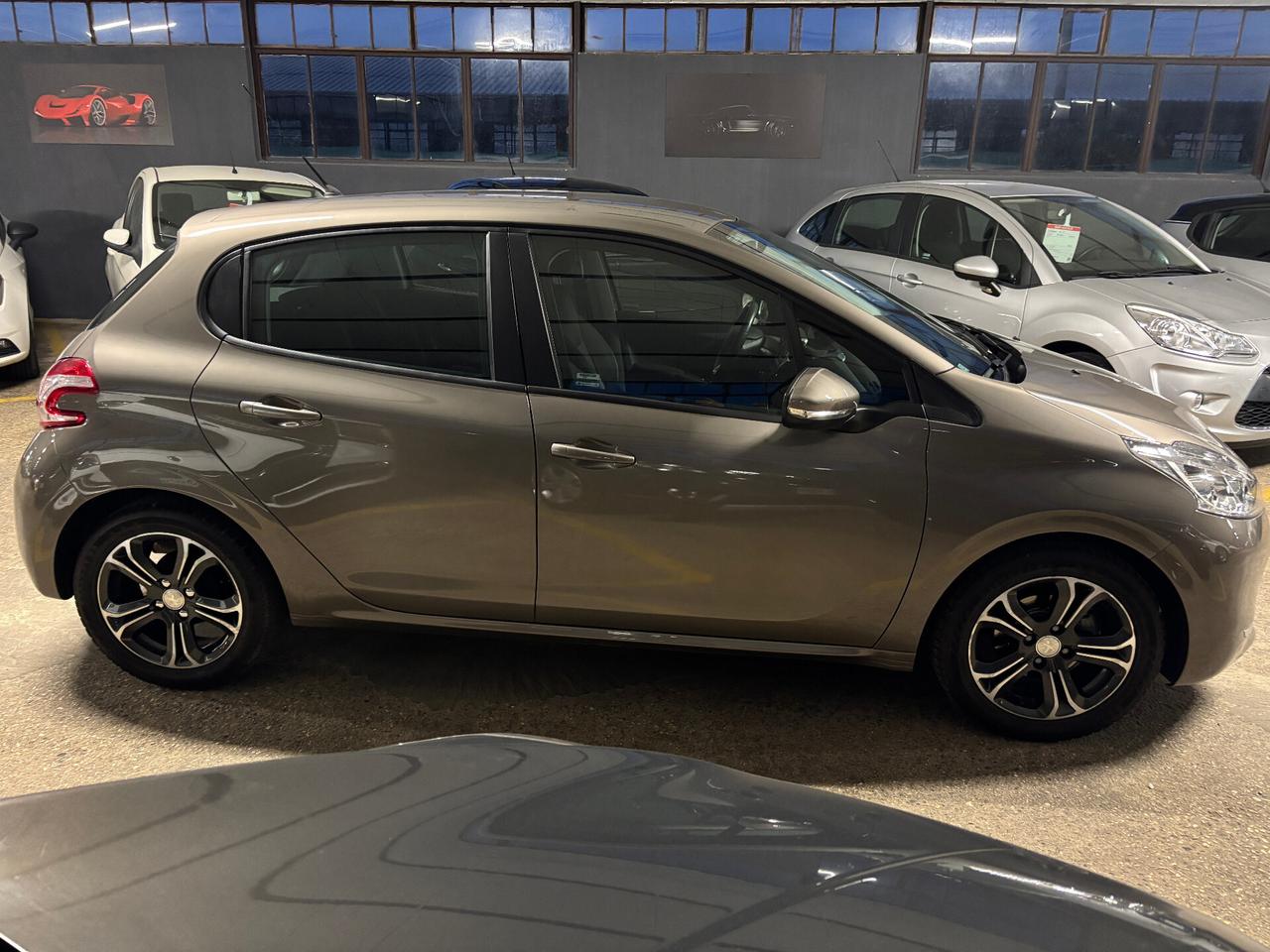 Peugeot 208 1.2 BENZINA 82CV Allure NEOPATENTATO