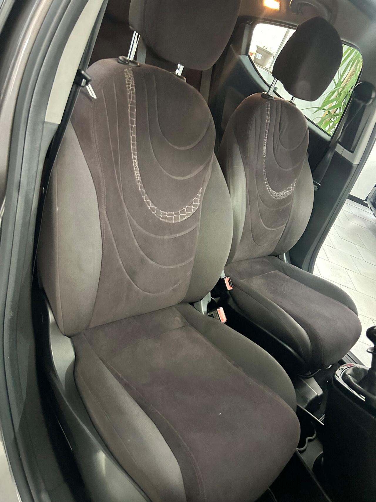 Lancia Ypsilon 1.2 69 CV 5 porte S&S Platinum
