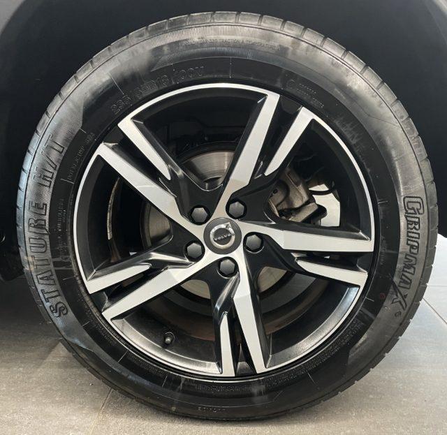 VOLVO XC40 2.0 D3 150 CV R-design Tetto