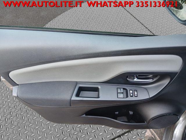 TOYOTA Yaris 1.5 Hybrid 5 porte Business